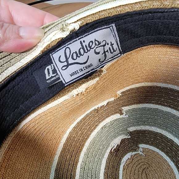 Ladies Fit Wide Brim Sun Hat Striped Foldable Travel Vacation Floppy Hat Beach - Picture 10 of 11